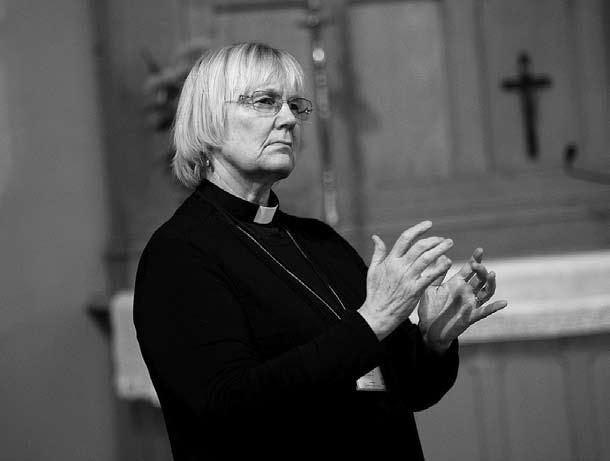 Dövpräst Riitta Kuusi tecknade församlingens del av liturgin. Tarja Sandholm tecknade psalmer. Kyrkodagarna i Vasa I år ordnades Kyrkodagar i Vasa universitets lokaler.