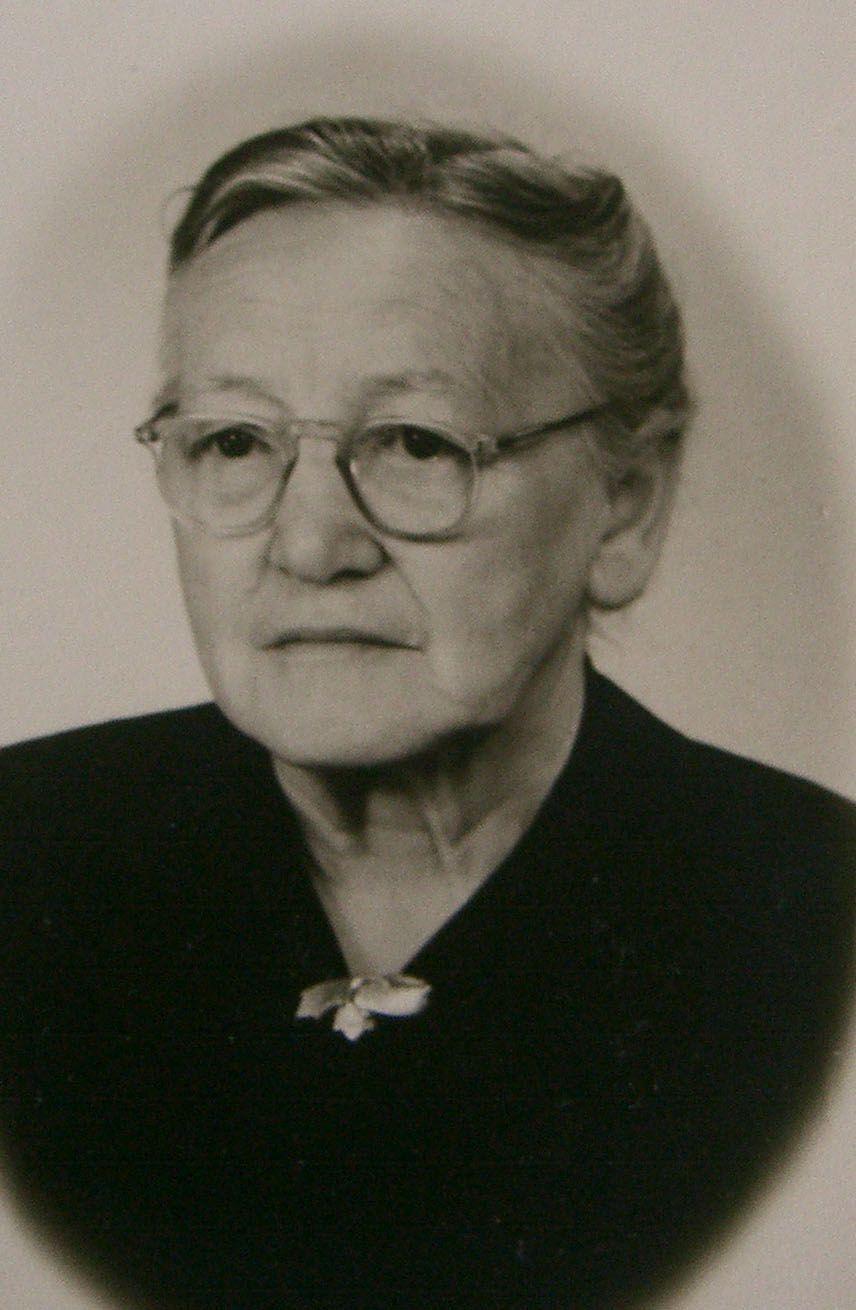 Lantbrukare o bygdeforskare i Skogsdala Äktenskap med Johanna Åkesdotter (Född 1862-06-12 Spjutstorp. Död 1937-02-23 Vanstad.). Vigsel 1885-06-12 Vanstad. 1 Hilda Nilsson. Född 1886-04-01 Vanstad.