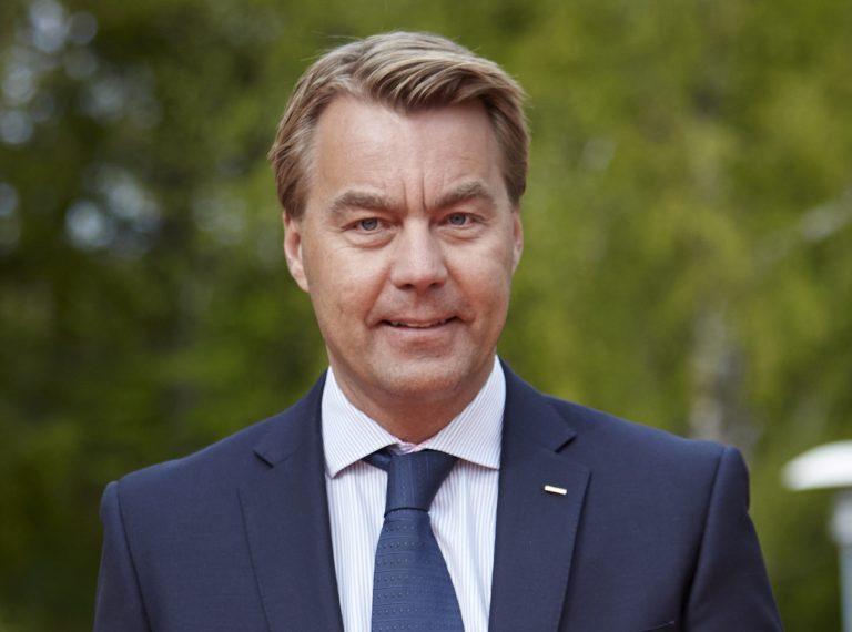 VDs kommentar Peabs orderläge har förstärkts under en längre tid vilket bidragit till en ökad omsättning och ett förbättrat resultat för första halvåret.