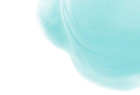 XSPRAY PHARMA PROSPEKT 2017 Den första PKI-produkten som lanserades var Novartis Gleevec (imatinib) år 2001 i USA och var då prissatt till 26 000 USD per årsbehandling.