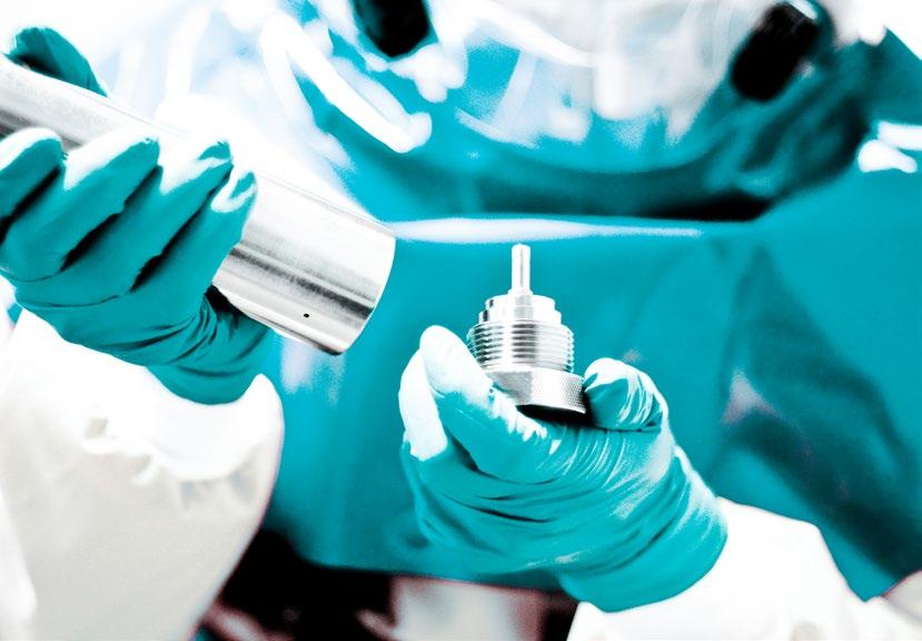 XSPRAY PHARMA PROSPEKT 2017 Nexavar Nexavar innehåller den aktiva substansen sorafenib. Sorafenib verkar främst genom att hämma aktiviteten i flera målenzym förekommande i tumörceller.