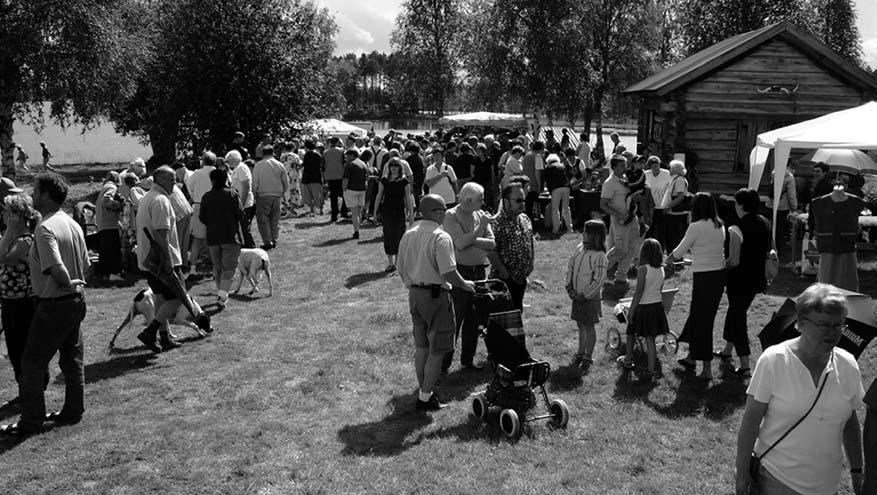 Lövnäs Tisdag 27 juli Finnmarksdagen kl. 11 16 Hantverkare tillverkar och säljer sina alster Musikunderhållning Bakning Försäljning av hantverk, mattor, hembakat kaffe- och matbröd m.m. Servering av kolbullar, souwatt n, korv m.