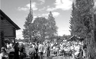 Evertsberg Midsommarafton Gudstjänst i Evertsbergs kapell.