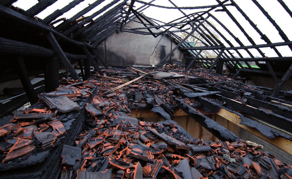 Vi kompletterar erbjudandet med sanering Då Polygon och AK-konsult ville bredda tjänsteutbudet till att omfatta även sanering, förvärvades saneringsföretaget Caliber Sanering Sverige AB den 1 april i