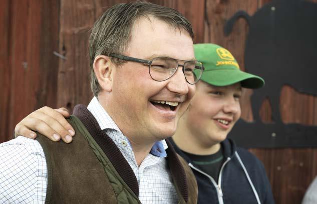 Samarbetet bygger i grund och botten på ömsesidig respekt för varandras kunskap och erfarenhet. Båda vet att det inte finns någon genväg till god djuromsorg.