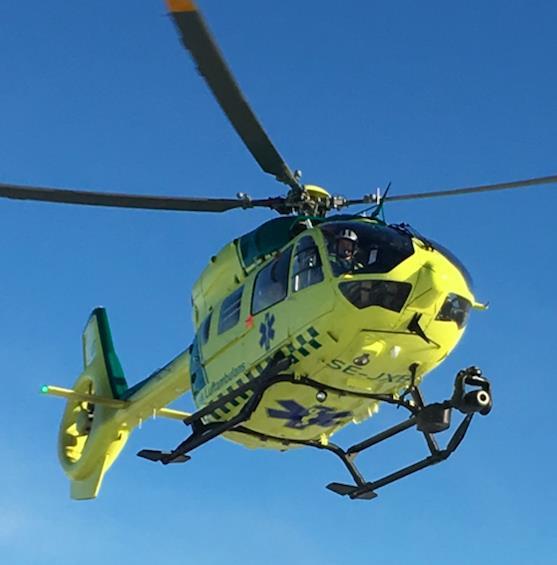 Uppdrag KSA ska också: I övrigt följa därmed sammanhängande frågor för utveckling av den luftburna ambulanssjukvården i Sverige samt följa utvecklingen avseende