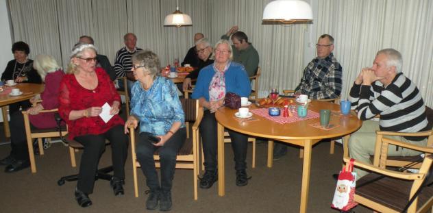 axla rollen som ordförande och hon valdes enhälligt vid årsmötet den 12 mars, som till vår uppskattning leddes av Mohammed Jaber Uddevalla.