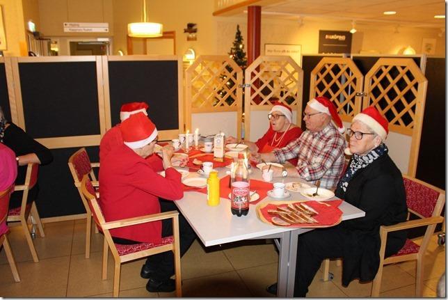 Foto Jan Waltersson DHR Åmål, Britt-Marie Lekberg Vi i DHR Åmål är ju så långt ut i kanten på distriktet så vi träffar er så sällan pga av avstånd och inte