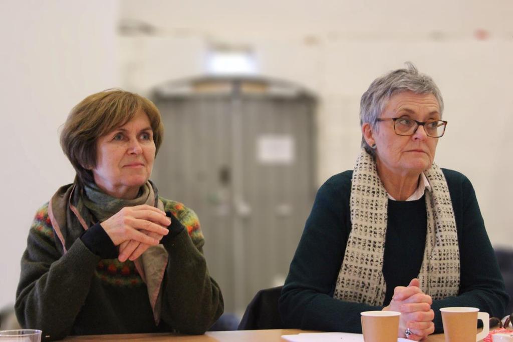 Årets jury När Hallands Konstförening utser en jury utgår vi alltid från vissa grundkriterier. Juryn ska bestå av två personer verksamma utanför Halland.