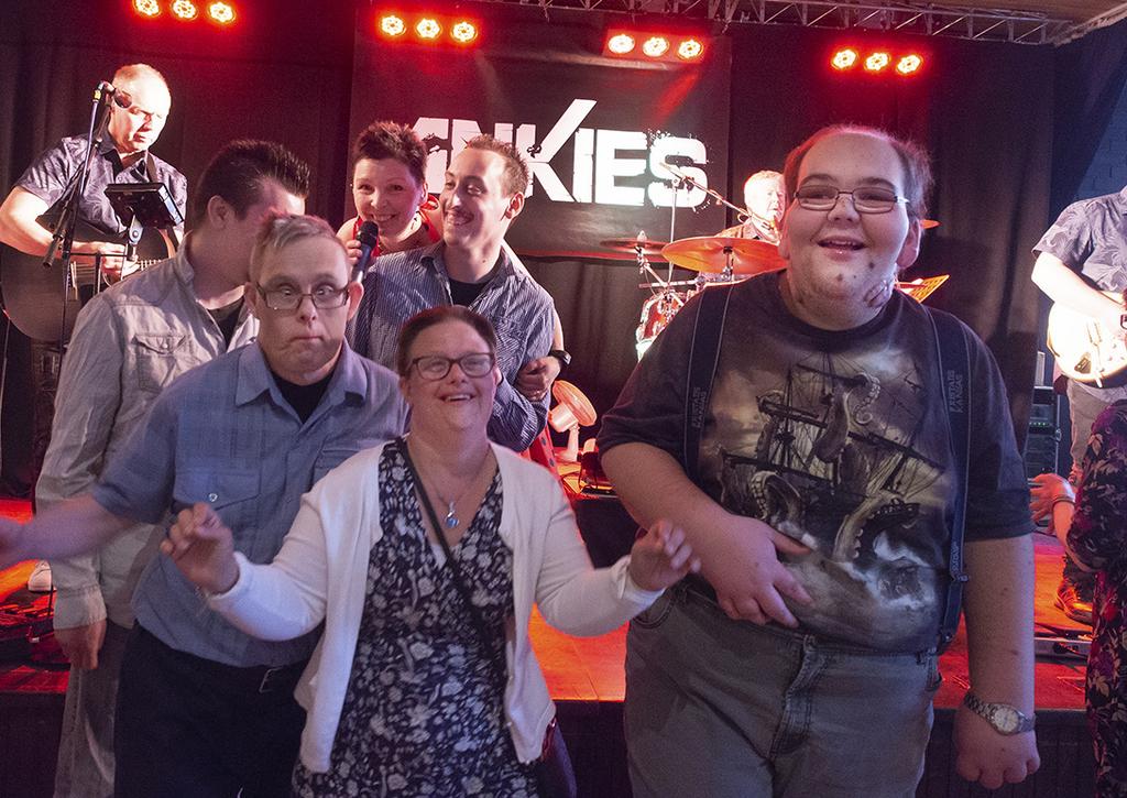 Ankies orkester stod för musiken och Tommy som