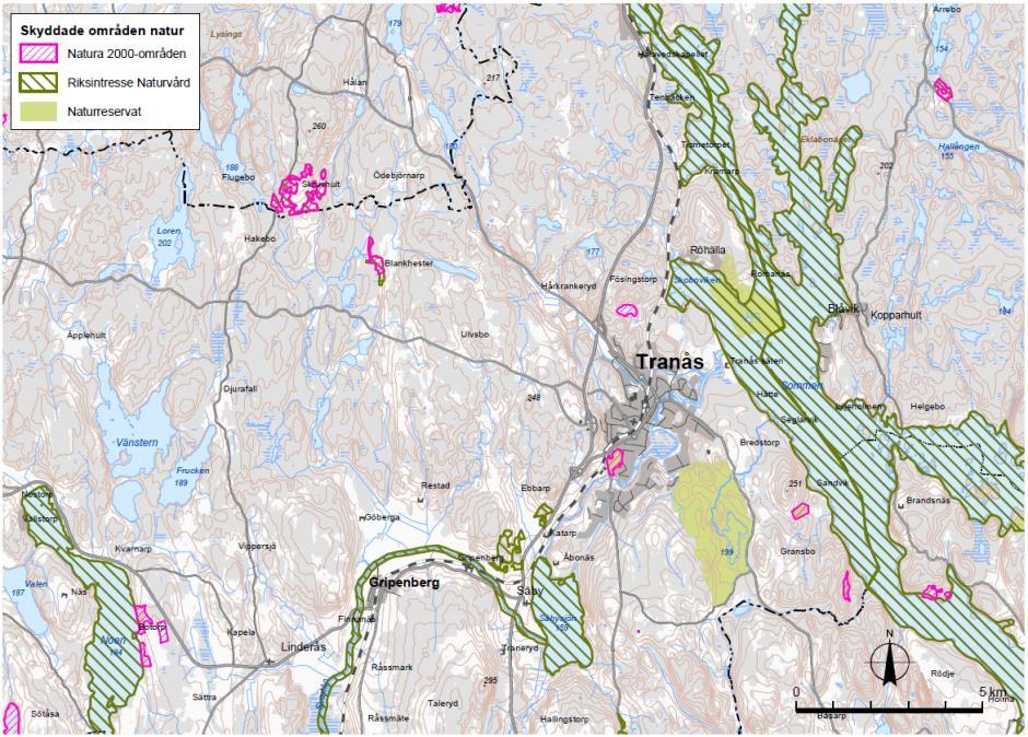 4.3.2.2 Skyddade naturmiljöer Störst till ytan av de skyddade naturområden som finns i och i anslutning till Tranås tätort är riksintresseområdena.