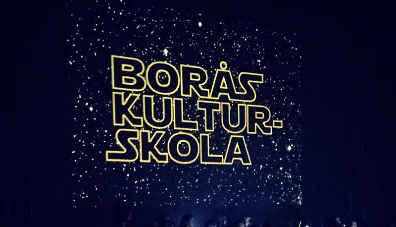 Borås Kulturskola Musiklek med sång, musik, rytmik och drama Kulturskolan kan i dialog med er förskola erbjuda musiklek som är anpassade efter era önskningar.