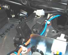 Säkringar Mini Crossern är utrustad med följande säkringssystem: Automatiskt överbelastningsskydd som begränsar strömmen till motorn. Denna säkring är inbyggd i styrenheten och kan inte justeras.