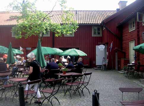 VISIR AKTUELLT Barnfamiljer vill ha rökfritt Åtta av tio barnfamiljer vill ha rökfria uteserveringar.