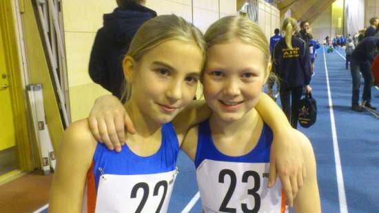 Ylva Engdahl -96 Guld F17 Höjd 1,64 - nyetablerat klubbrekord F17 Emilia Larson -01 Brons F12 600m 2.02,88 Carolina Larson -02 Silver F12 600m 1.