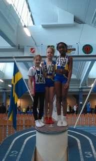 Silver F12 600m 1.56,48 Carolina Larson -02 Silver K 300m 52,05 - nyetablerat klubbrekord F11! Silver F11 600m 1.55,93 Saga Bolmgren -03 Guld F10 60m 9,38 Guld F10 400m 1.