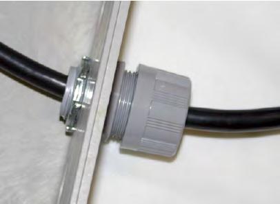 3 Matningsspänning Signature flödesmätare är konstruerad i överensstämmelse med internationell säkerhetsstandard så länge matningsspänningen är 100 240 V AC (50/60 Hz).