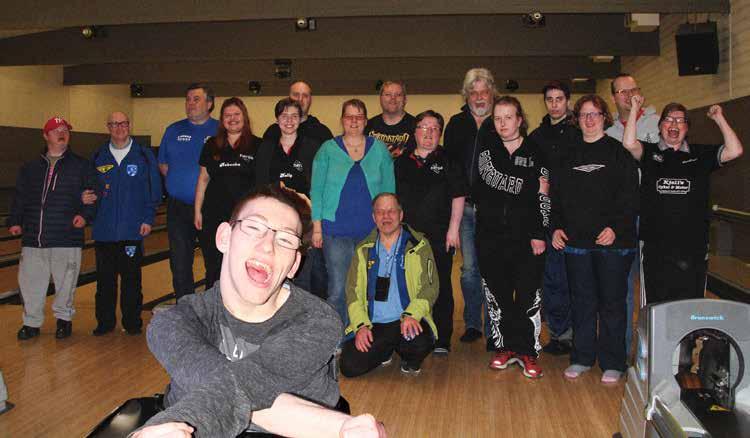 XY-striken Hälsingestriken Bowlinghallen Edsbyn 2017-04-29 Så var det dags för den avslutande omgången av XY-striken, den regionöverskridande bowlingserien med medverkande föreningar ifrån både