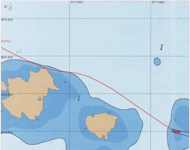Strax innan Trans Frej nådde girpunkt 044 lades fartyget, enligt AISspåret, på en kurs som gjorde att hon kom fram cirka 117.