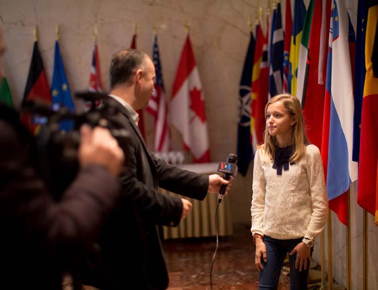 VERKSAMHETSBERÄTTELSE MED EFFEKTRAPPORT Våld mot barn ska minska I Kosovo har unga deltagit i enkäten Young Voices, Kosovo 2016 och fått svara på frågor om våld.