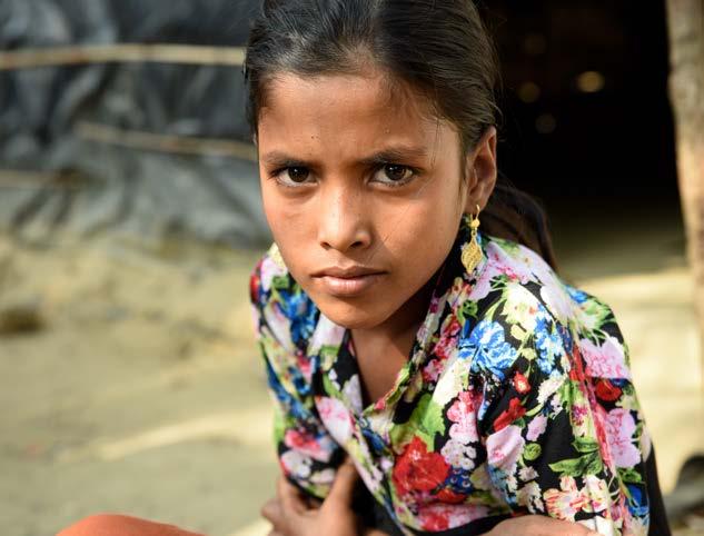 VERKSAMHETSBERÄTTELSE MED EFFEKTRAPPORT Humanitära insatser i katastrof och konflikt RANIAS BERÄTTELSE Skolan ger mig rutiner Rania, 10 år, bodde med sin familj i en by i Myanmar när militären kom.