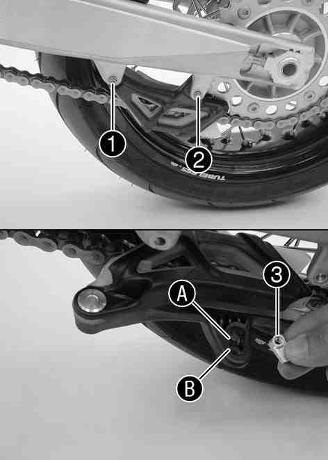 UNDERHÅLL AV CHASSI OCH MOTOR 42 9.34Kontrollera bakdrevet/framdrevet med avseende på slitage Kontrollera bakdrevet/framdrevet med avseende på slitage.