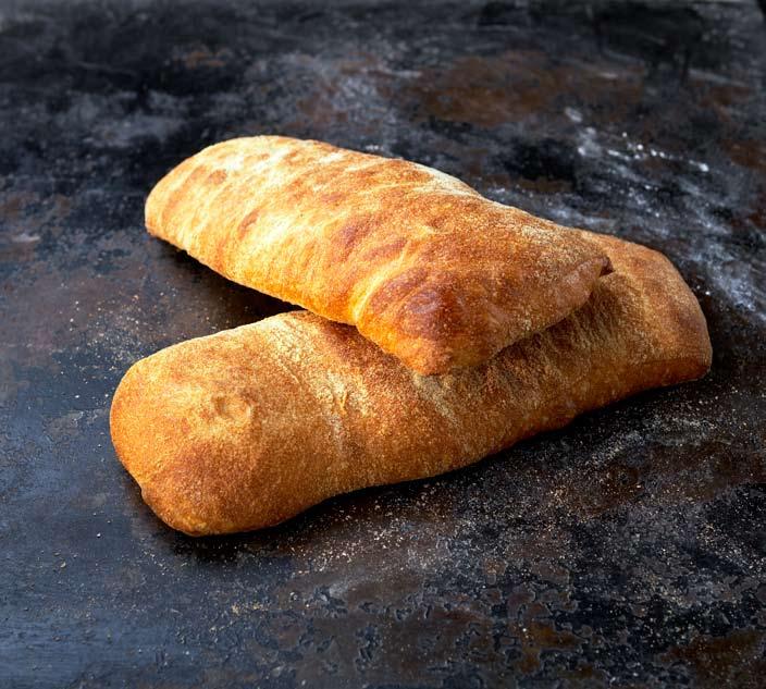 ciabatta franskbröd Raskdeg som får vila i 12-16 tim Vatten 300,0 Bagerivetemjöl, KRAV 600,0 Jäst Bageri 3,0 Bortgöring Vatten 450,0 Bagerivetemjöl, KRAV 600,0 Salt 33,0 Tillsätt efter 10 min körning
