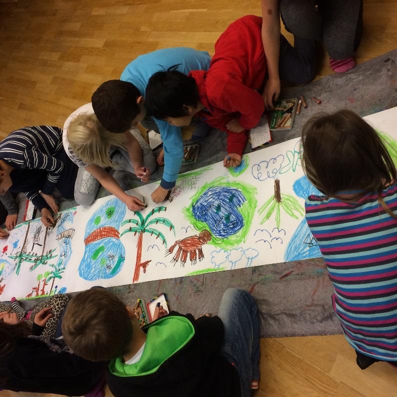 årskurs 2 Sagor Kulturskolan Vi kommer med en resväska fylld med sagor, bilder, toner, rytmer och en hel massa fantasi.