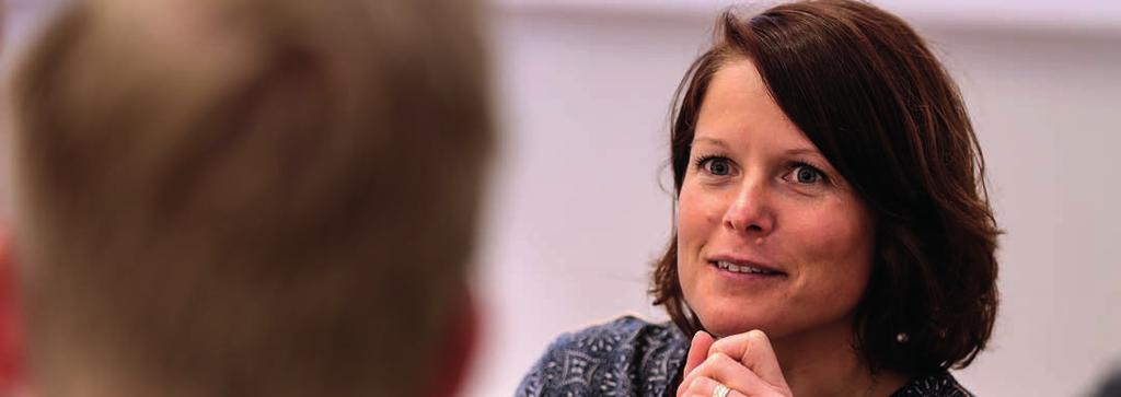 Varför SSE Executive Education När du väljer att gå ett program hos oss kan du tryggt luta dig mot vår långa erfarenhet, våra kvalitetskrav och vår vision om vad en utbildning ska ge både dig och din