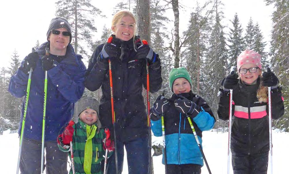 Åsa: Ett nummer av "Mitt livs novell", 10 röda rosor och 1 kg geleråttor Rickard: Aldrig fått orienteringspris men vunnit en gigantisk gås en gång på en golftävling. Vad gör ni när ni inte orienterar?