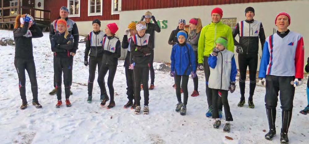 Genomgång av eftermiddagspasset Förmiddagen ägnades åt vanlig orientering i den svåra Granbyterrängen. Det fanns två banor, en orange och en svart. Båda kunde kortas av på diverse sätt.