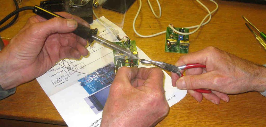 MT (Månadstest) CW 7/3,5 MHz SSB 7/3,5 MHz SM5AZN/7 21/14 9/11 1400 SA5ACR 22/41 14/16 3780 SM5SZG 8/10 6/15 504 CW QRP SSB QRP SM5KQS 14/9 10/8 828 SM5KQS 21/8 15/5 1160 Många av de säkra