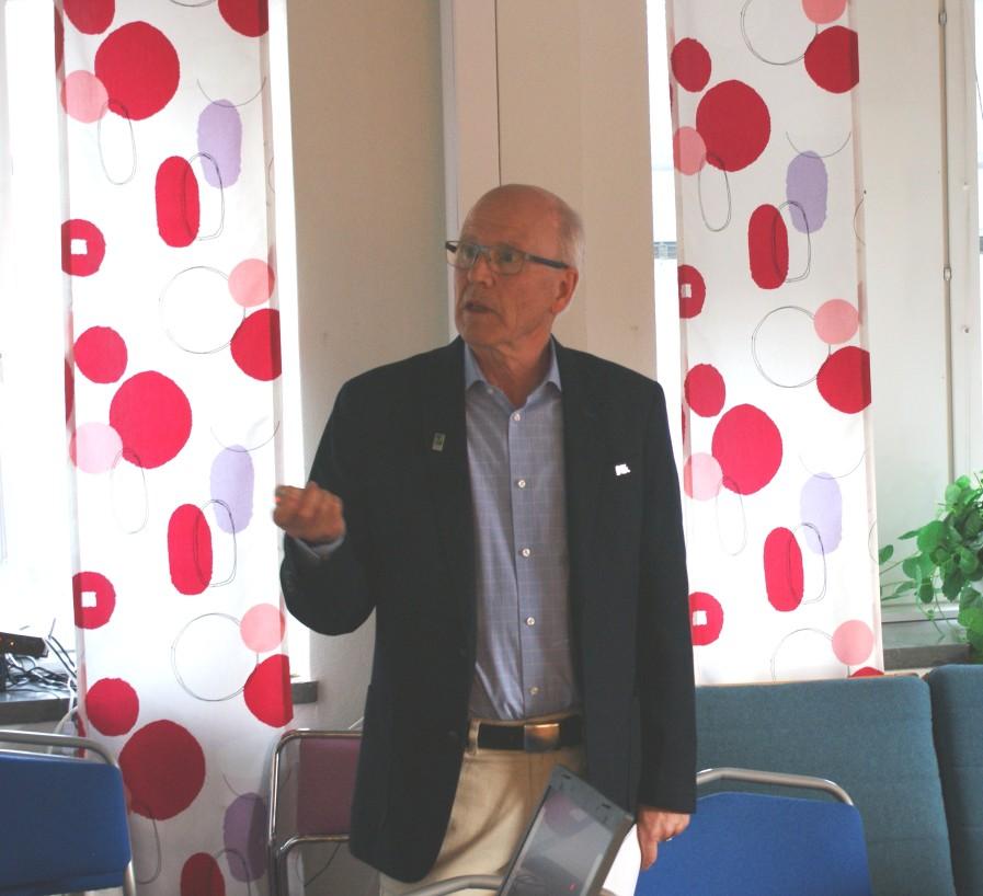 Föreläsning av Kenneth Lång Kenneth Lång, tidigare överläkare i FAP-teamet i Piteå, besökte Skellefteå Famy-föreningens medlemsmöte 8 maj.