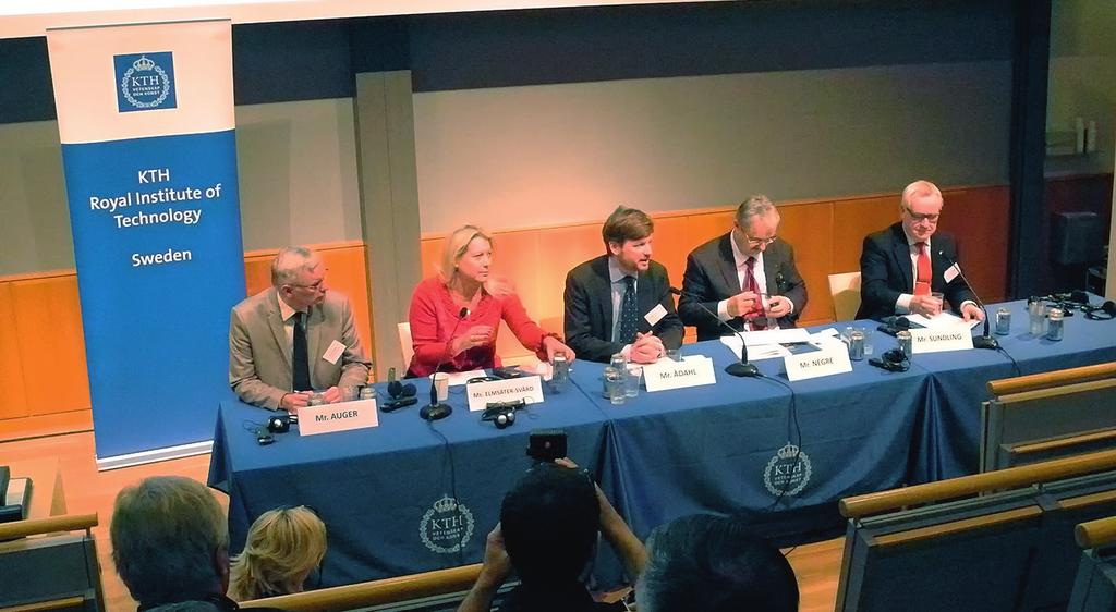 Fransk-svensk järnvägsseminarium: Fler likheter än skillnader I slutet av november organiserade franska ambassaden och KTH Järnvägsgruppen ett heldagsseminarium på KTH med titeln: Railways, towns and