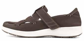 HERRAR - SANDALER 1499:- DIDRIK SANDAL Sandal i brun oljad nubuck från Hästen. Luftig sandal men med stängd tå vilket efterfrågas av många. Kardborreband över vristen.