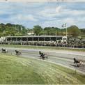 Under 1930- talet etablerades en galopp- och travbana söder om Frölundagatan.