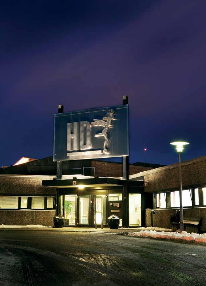 Helsingborgs Dagblad, Helsingborg 2006 Hammerglass Add-On-S Fastighetsskydd Hammerglass Add-On-S med lackade profiler i samtliga fönster på bottenplan inklusive entrépartier.