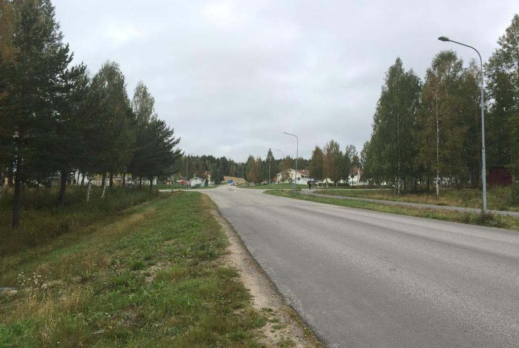9 (16) Gång- och cykeltrafiken är delvis utbyggt i området, men saknar några viktiga länkar. Detaljplanen medger en förbättring av gång- och cykelstråken i nord sydlig riktning.