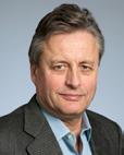 Carl Borrebaeck, styrelseledamot Övriga uppdrag: Ordförande i Immunovia AB, SenzaGen AB samt CB Ocean Capital AB, styrelseledamot i WntResearch AB och Alligator Bioscience AB.