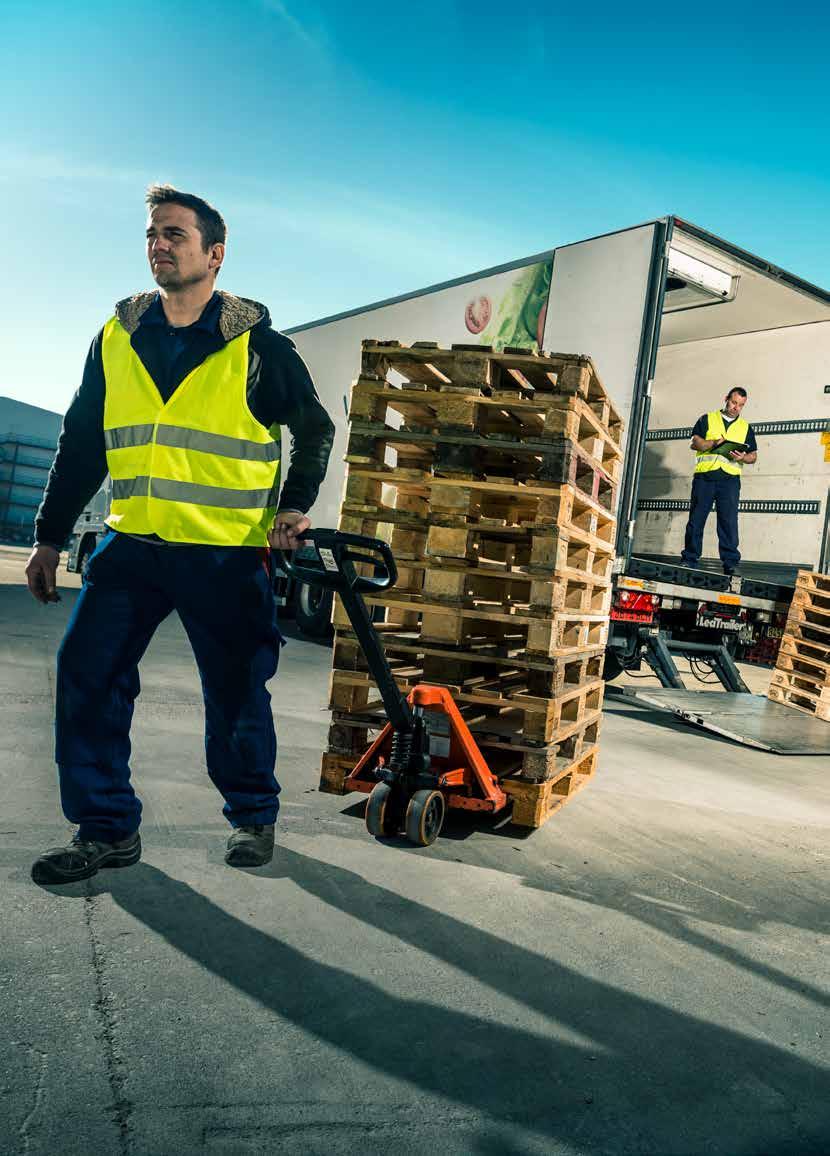 Bakgavellyftar LÅT OSS LÄTTA PÅ BÖRDAN Bakgavellyftar finns överallt. Paket, lådor, hyllor och vagnar lastas och lossas dag efter dag, ofta utan att folk ägnar en tanke åt hur det går till.
