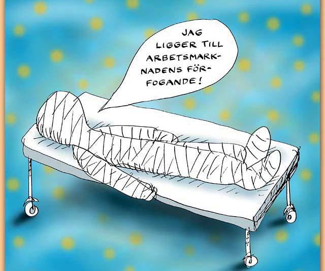 geringen dessutom markerar a sjukförsäkringspoli ken behöver en nystart, eller gå in i en ny fas som socialministern u ryckte det, är också välkommet.