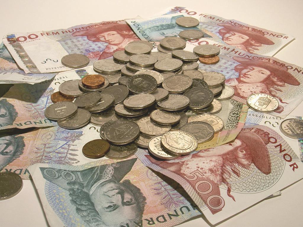 Inkomstförsäkringen Exempel En medlem som är fullt arbetsför 30 dagar innan försäkringen tecknades och 60 dagar efter och därefter blir sjukskriven får