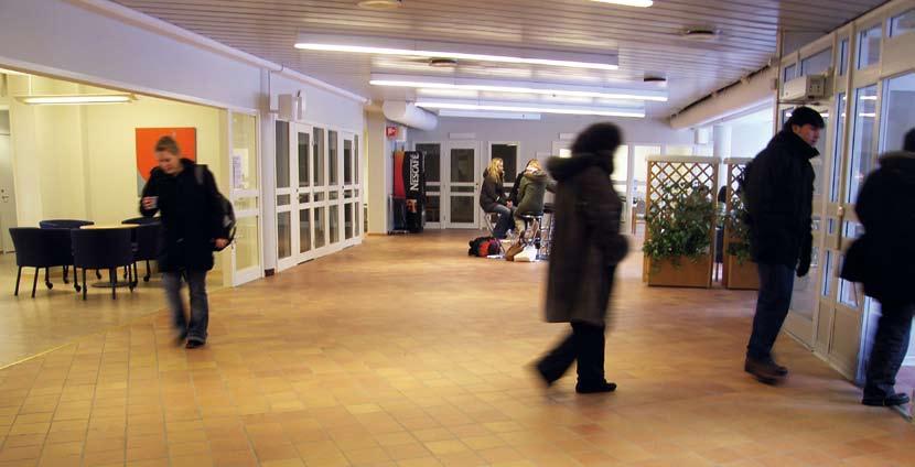 Här finns idag cirka 500 personer och ännu fler är på väg in. text/foto: Anna Bergström Ska du eller studerar du redan på distans? Har du gedigen kunskap i ditt yrke men inga papper på vad du kan?