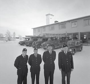 och is för första gången i sitt liv! Under våren 2006 åkte en av Sandenskolans klasser till Frankrike och en annan till Sri Lanka.