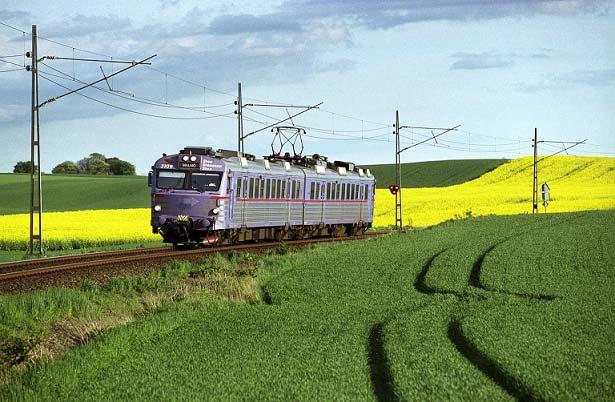 Kollektivtrafik: Exemplet Skånetrafiken Skånetrafiken har ökat sitt totala resande med 88% eller 680 miljoner person km på 7 år.