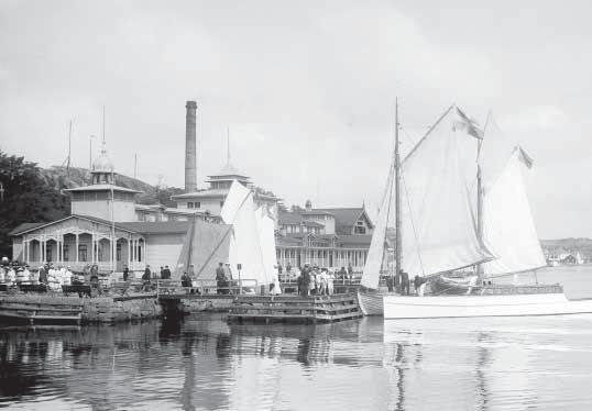 Område 3: Havsbadsområdet Historisk bakgrund 1846 startade Johan Gabriel Mollén Lysekils första havsbadsinrättning vid Rosviken och inledde därmed en badortsepok som lämnat tydliga spår i dagens