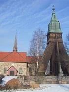 Järstad kyrka Järstad kyrka är Östergötlands enda medeltida sockenkyrka som är uppförd av tegel. 1834 hittade man i tornmuren ett inmurat människoskelett.