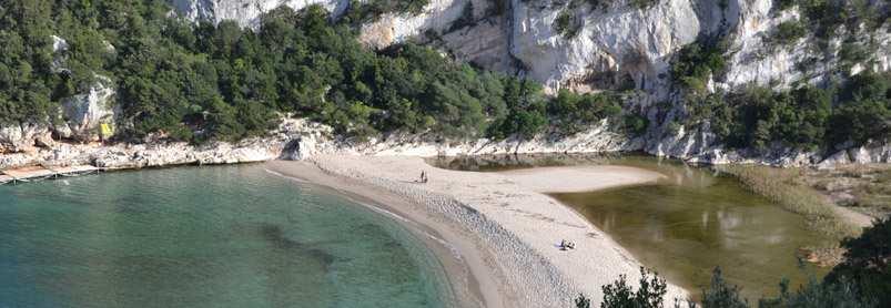 picknick luncher alla transfer på Sardinien, svensktalande guide och yogaövningar under ledning av Tina Hedrén.