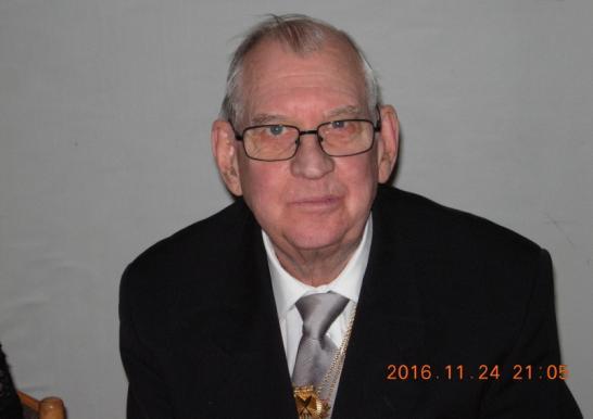 Bitr StM Roland Persson var tjänstgörande vid utdelningen som började med vår br Richard Roth som erhöll veterantecknet.