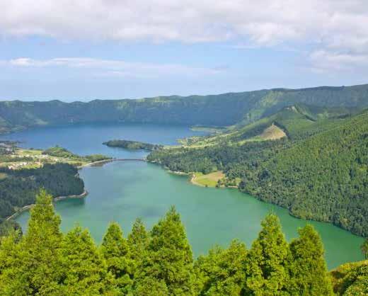 Dag 5 20 sep Sao Miguel, Azorerna Vi anländer den gröna ön, Sao Miguel, som är Azorernas största ö. Här finns sjöar, böljande kullar, berg och grönskande slätter.